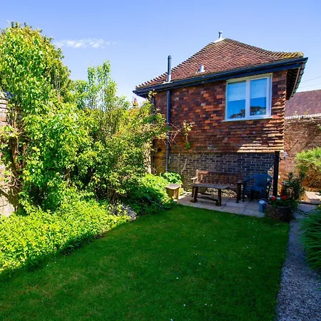 The Gazebo In Winchelsea Guest House Exterior photo